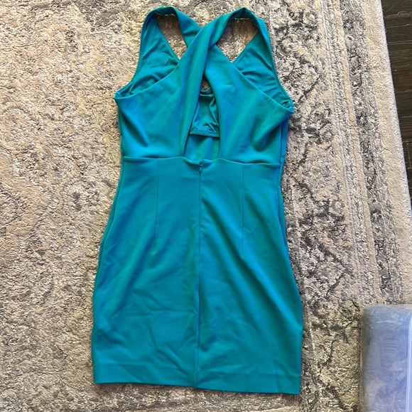 Turquoise, mini dress with open back - Picture 2 of 2